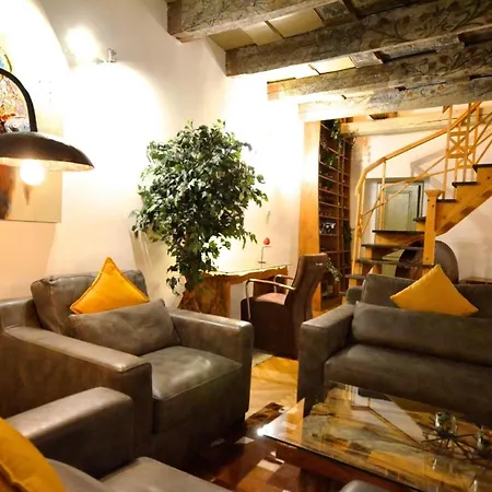 Gemuetliche Ferienwohnung Nerudova 2 In Prague